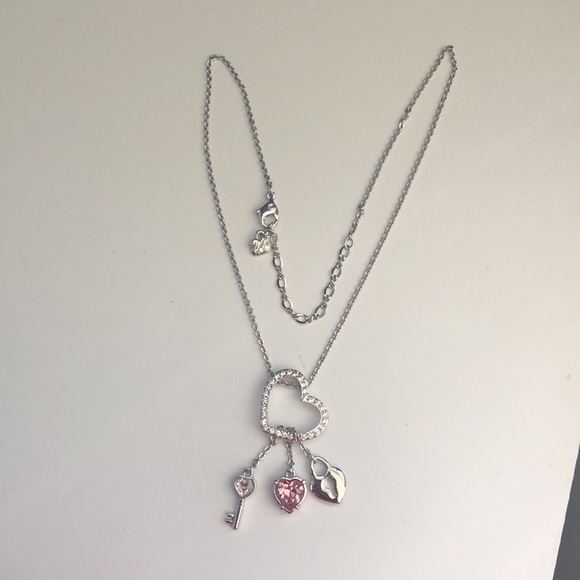 Swarosvski Pink Heart Lock & Key Pendant Necklace - Picture 2 of 6